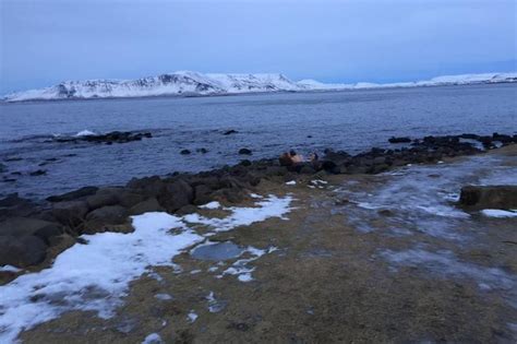 Naked Tourists Squeeze Into Oceanfront Foot Spa Iceland Monitor