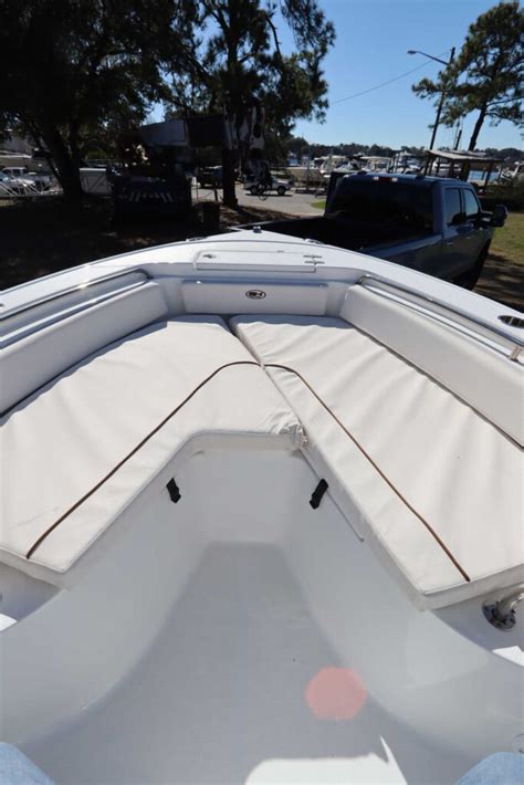 22ft 2021 Sea Hunt Ultra 229 Donnelly Yachts