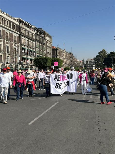 Andrés Rendón on Twitter RT macciudadano Falta más de una hora Lo