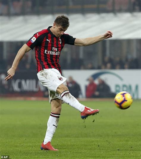 Krzysztof Piatek Is Spearheading Ac Milan S Charge Back To The Top Of