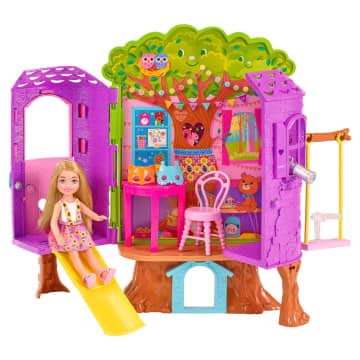 Barbie Chelsea Cabane dans les Arbres Coffret poupée Chelsea et chiot