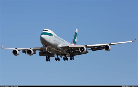 B Lif Cathay Pacific Boeing Erf Photo By Piotr Persona Id