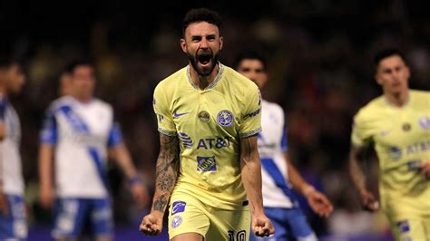 La Reacción De La Afición Azulcrema Cuando Miguel Layún Salió A La Cancha Del Estadio Azteca