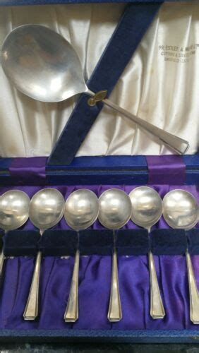 Vintage Priestley And Moore Sheffield Dessert Set Spoons Silver