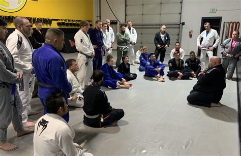 What To Expect In Your First Brazilian Jiu Jitsu Class Absolute Mma