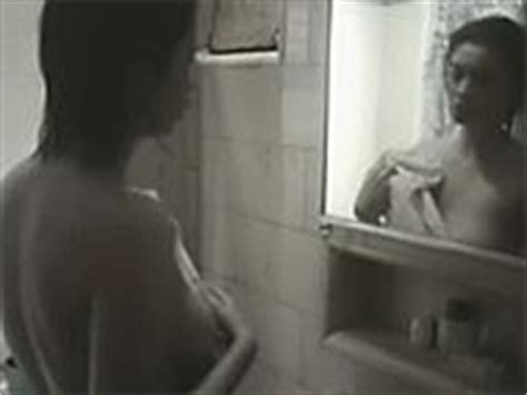 Naked Sunshine Cruz In Ekis Video Clip