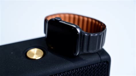 Review: The new Leather Link Apple Watch band is a great premium choice ...