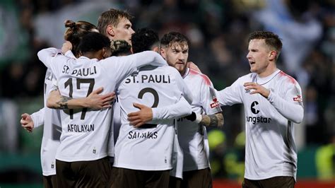 Wie Ein Multikulti Trainer Mit St Pauli Pokal Geschichte Schreiben Will