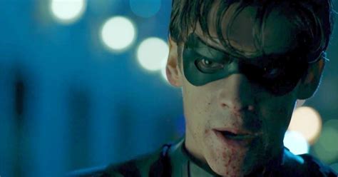 Titans Fuck Batman la nouvelle série de DC se dévoile dans un trailer sanglant Purebreak