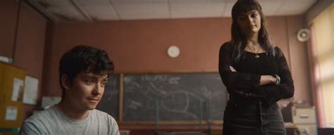 Do Maeve And Otis Get Together In Sex Education Season