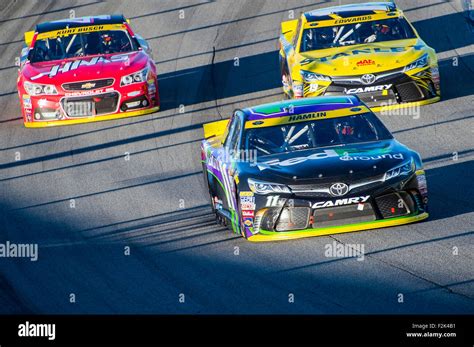 Joliet Il Usa 20th Sep 2015 Denny Hamlin 11 Leads The Field In