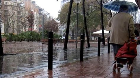 Las Lluvias Torrenciales Provocan Afectaciones En El Metro De Barcelona