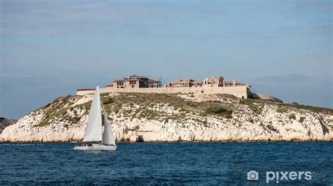 Papier peint Hôpital Caroline sur l île de Ratonneau Marseille PIXERS FR