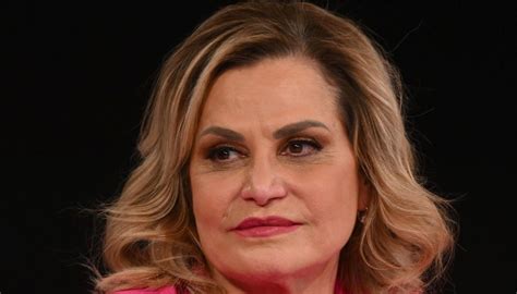 Simona Ventura A Citofonare Rai2 Con Una Paresi Facciale Mi Sto Curando