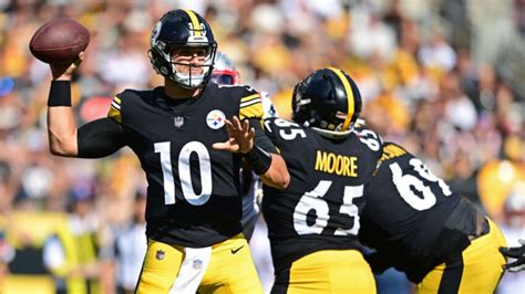 Steelers QB report card: Is it time to bench Mitch Trubisky?