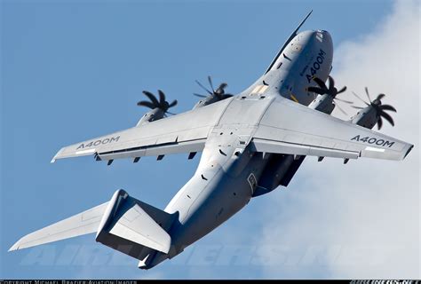 Airbus A400M Atlas - Airbus | Aviation Photo #2472682 | Airliners.net