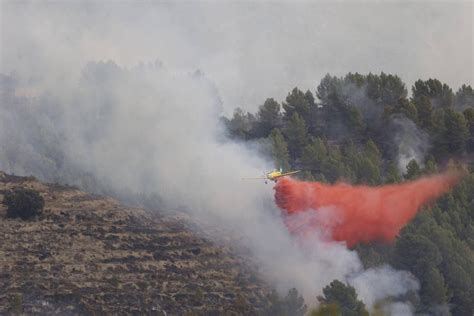 Fotos Incendio TÁberna El Incendio De Tàrbena Calcina Unas 570