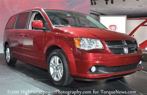 Next Gen Chrysler Minivan To Offer Awd And A New Crossover Torque News