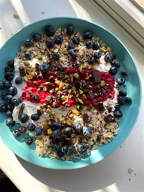 Greek Yogurt Breakfast Bowl Well Nis