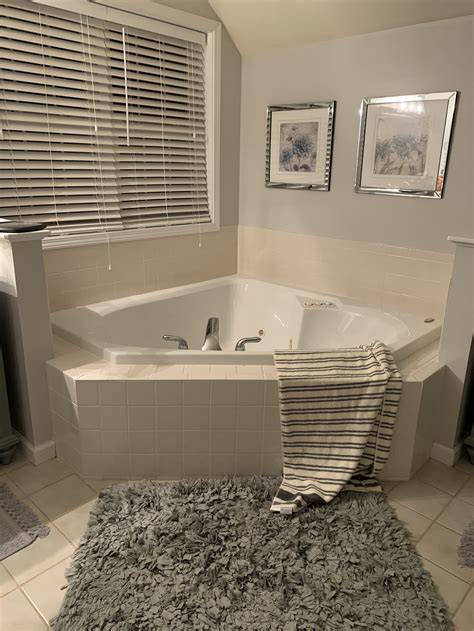 Corner Tub Ideas