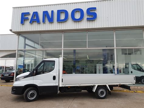 Chasis IVECO 35S16H 3750 MY2019 Nueva Furgonetas Y Furgones Ocasion