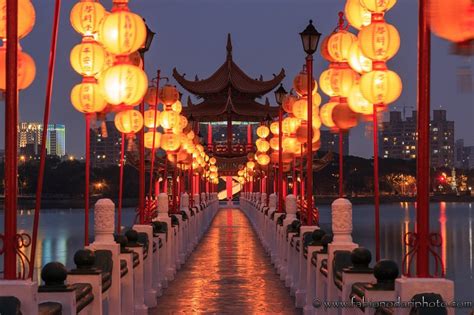 Exploring the Lotus Pond (蓮池潭) in Kaohsiung - Fabio Nodari