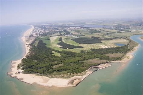 Summer holidays on the beach of Bibione, in Italy - Europa Tourist Group