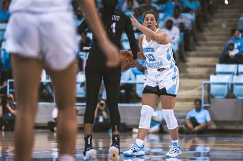 Hodgson Propels No 8 Unc Womens Basketball To 85 79 Win Over No 18