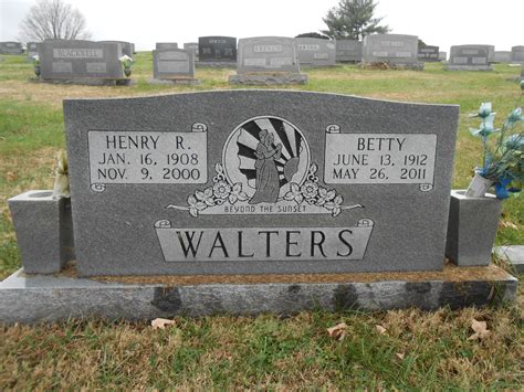 In Memory of Betty Jean Walters 7