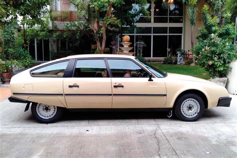 CITROEN CX20 คลาสสิคคาร์ ที่หรูหรา และนุ่มนวลที่สุด