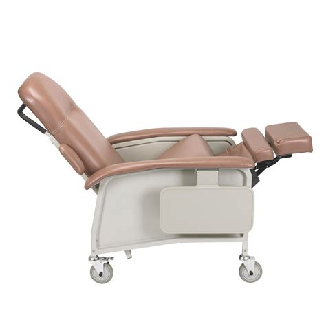 Clinical Care Recliner 1 Csclinical Care Recliner By Drive Medical