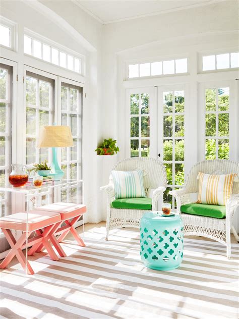 26 Gorgeous Sunroom Design Ideas | HGTV's Decorating & Design Blog | HGTV