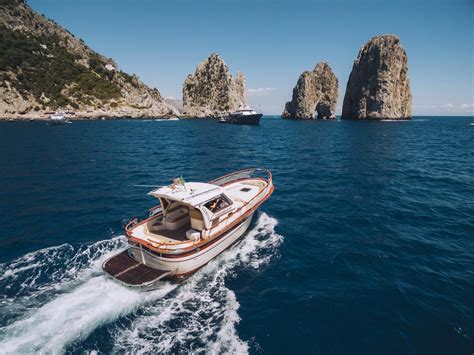 Classic Boat Tour • Enjoy The Amalfi Coast And Capri With Gozzo Tour