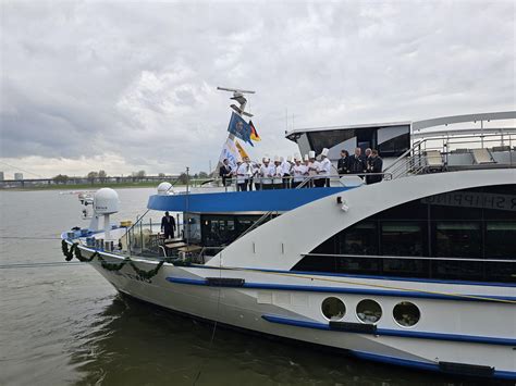 Zweiter VIVA Cruises Neubau VIVA TWO wurde heute in Düsseldorf getauft