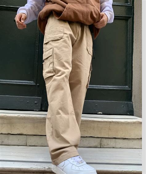 Baggy Beige Cargo Baggy Vibes