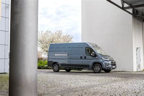 Vauxhall Movano Electric Van Review Van Reviewer