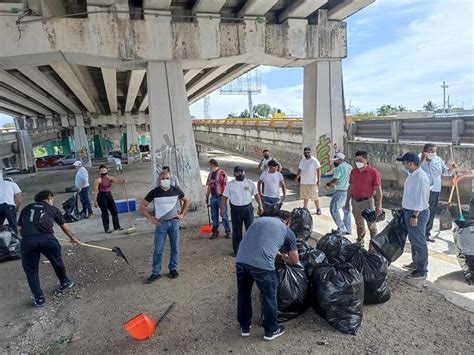 Taxistas Organizan Y Participan En Actividades Para Cuidar Playa Del Carmen