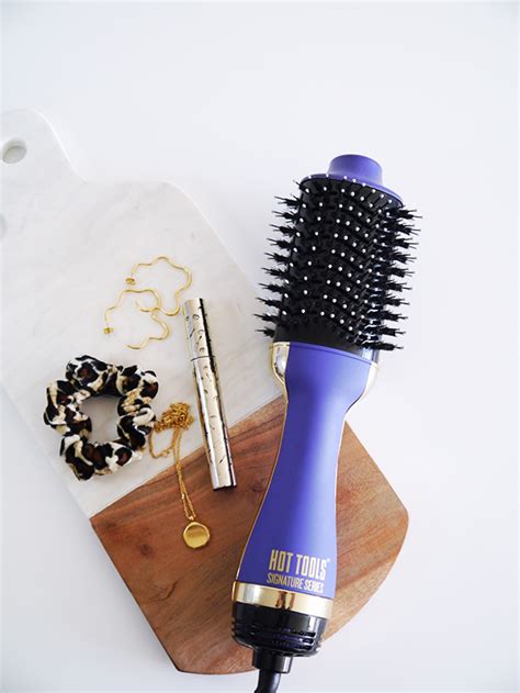 Lazy Girl Approved Hot Tools Signature Series One Step Blowout Volumizer Solo Lisa
