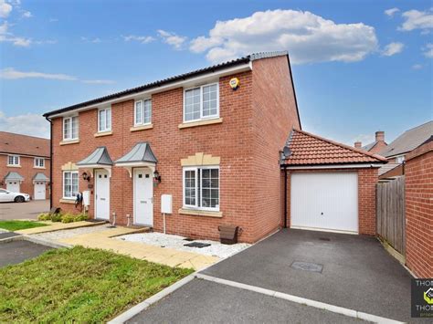 3 Bed Semi Detached House For Sale In Fersfield Gardens Kingsway