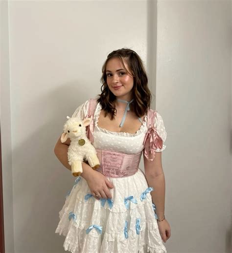 little bo peep costume | Fun halloween outfits, Halloween costumes for ...