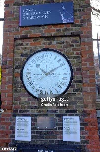 67 Greenwich Mean Time Clock Stock Photos, High-Res Pictures, and ...