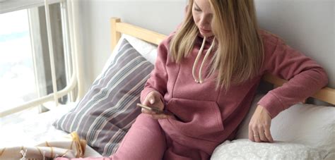 Стильная одежда для кормящих мам MilkyMama