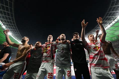 RB Leipzig supera adversidades vence Freiburg nos pênaltis e é campeão