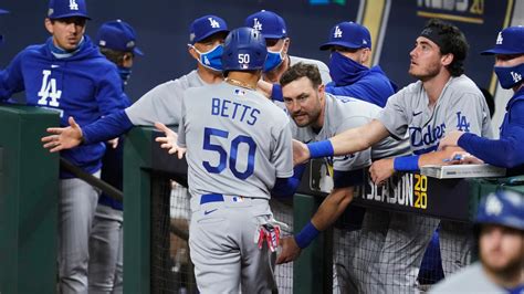 Nlds Game 3 Live Updates Dodgers Finish Off Padres With 12 3 Victory