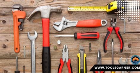 30 Essential Tools for Construction Workers 2022 | Complete Guidance