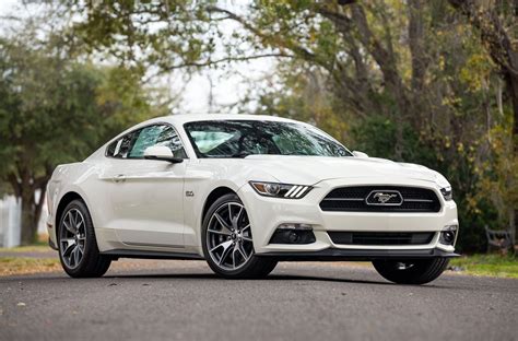 2015 Ford Mustang American Muscle CarZ