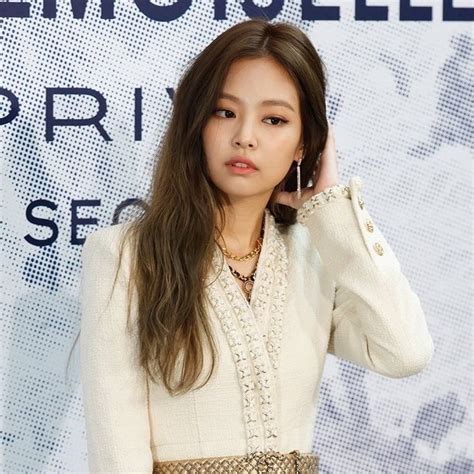 Pin De Lulamulala En Blackpink Jennie Yg Entertainment Blackpink Femenina