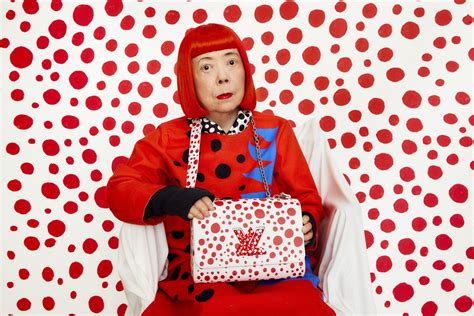 波点女王 草间弥生Louis Vuitton x Yayoi Kusama 新版SINGAPORE 品 PIN Prestige