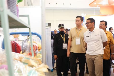 Menparekraf Sandiaga Dorong Kolaborasi Untuk Bangkitkan UMKM Kuliner