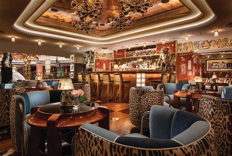 The Wynn's Delilah Is A Glamorous Dining Experience Inspired By Vegas' Past